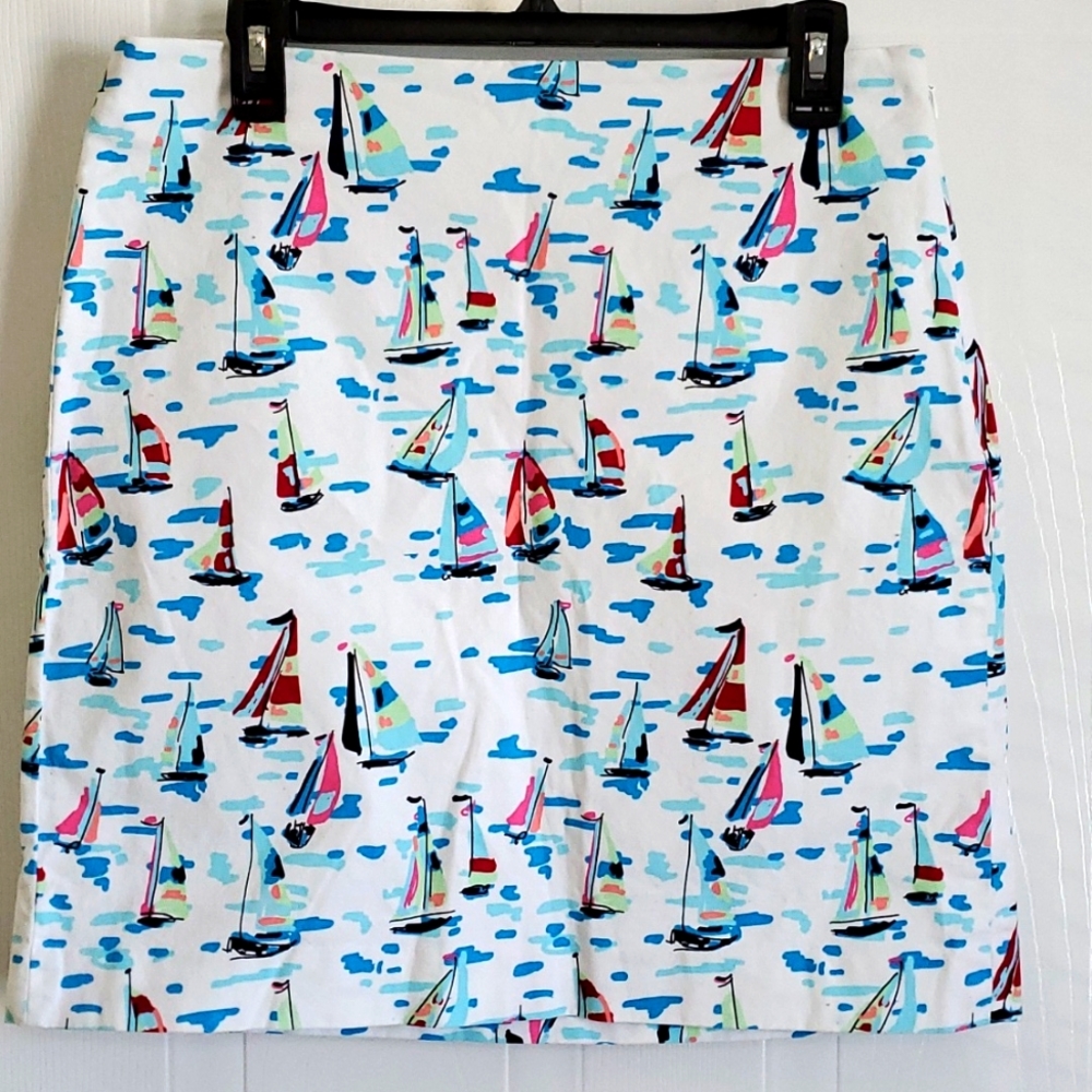 TALBOT  SKIRT. READY FOR SPRINGTIME..!!.THAT IS PERFECT COLOR AND DESIGN SIZE 10